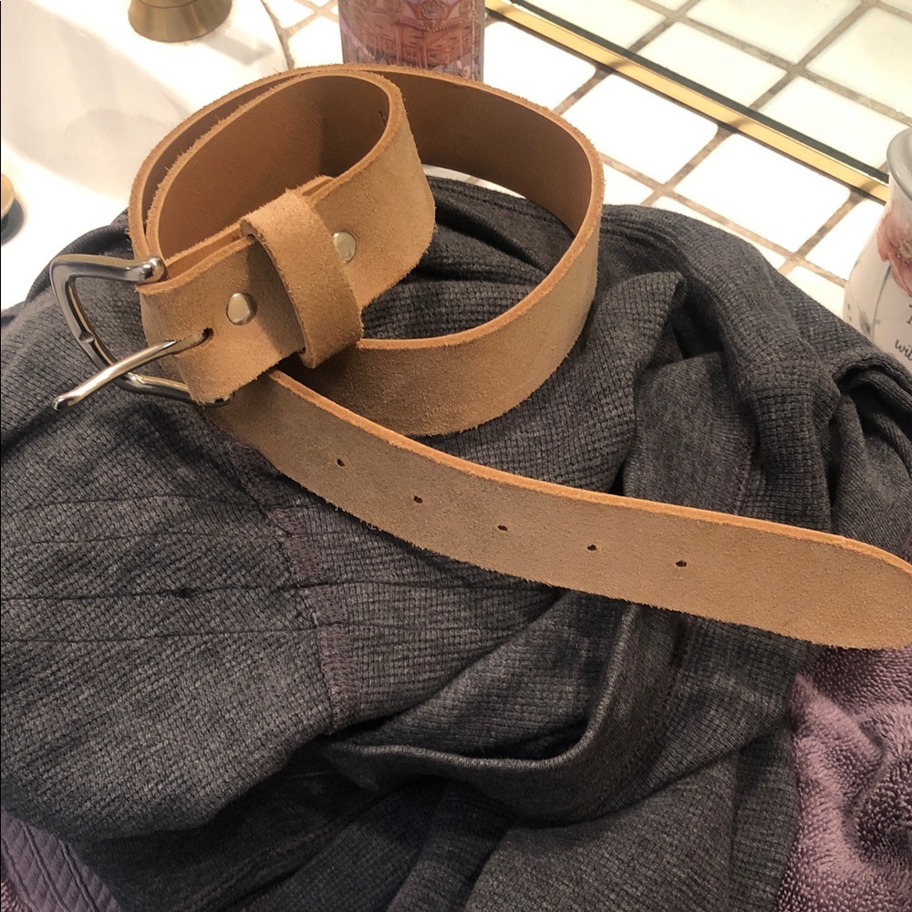 Flint and Tinder 34/W newer leather belt